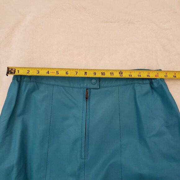 Donna Lepure NY Blue Lambskin Leather Embellished jacket/skirt size 2L Vintage - Picture 9 of 16